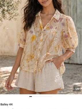 Bailey 44 Beige Floral Button-Front Puff Sleeve Shirt - Medium
